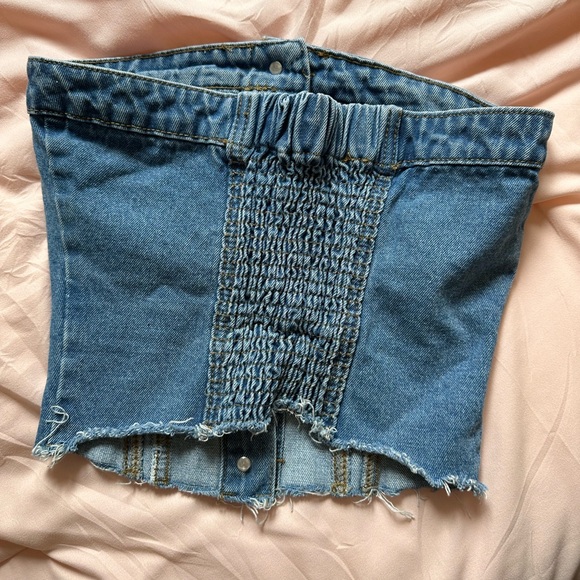 River Denim Strapless Top - Edikted 🩵 - Picture 3 of 3